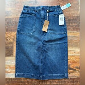 NEW! Denim Mason & Belle Skirt with Front Pockets. Stitch Fix.